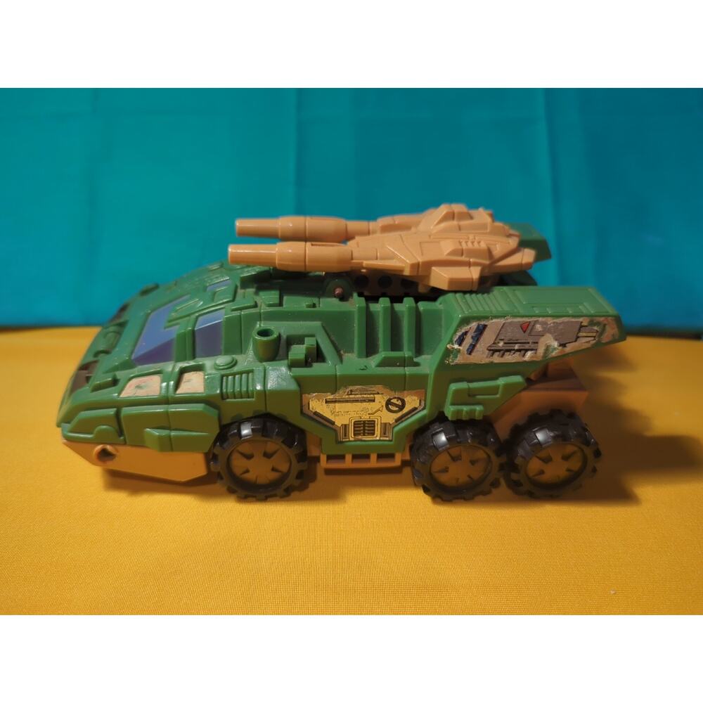 VINTAGE G1 TRANSFORMER PRETENDERS ROADBLOCK HASBRO ROBOT 1989 TAKARA SHELL